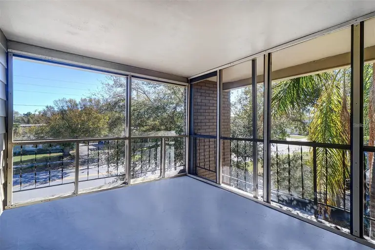 308 S LINCOLN AVE #3 — photo 4