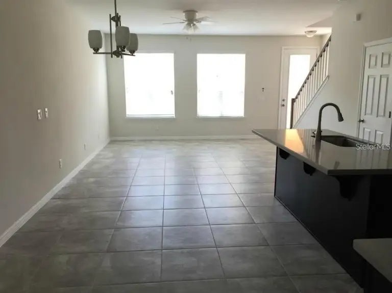 8476 IRON MOUNTAIN TRAIL — photo 3