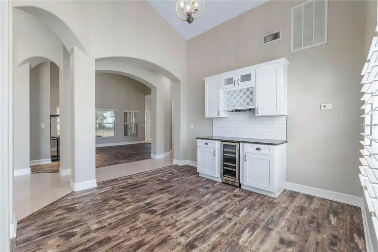 4 S LAKEWALK DR — photo 5