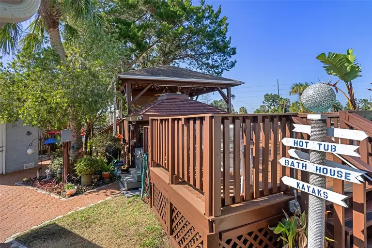 7235 MARYLAND AVE — photo 3