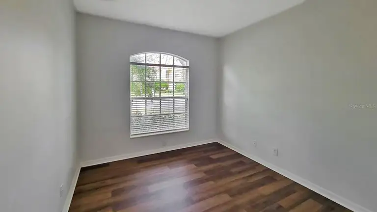 6836 BAY HILL DR — photo 5