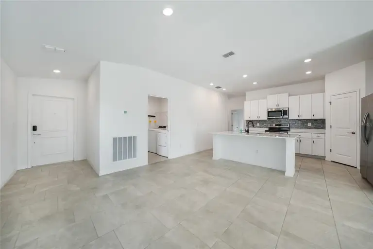 149 HERCULES DR — photo 5