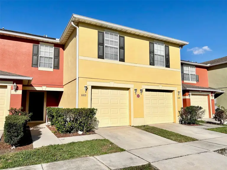 605 CRESTING OAK CIR #97