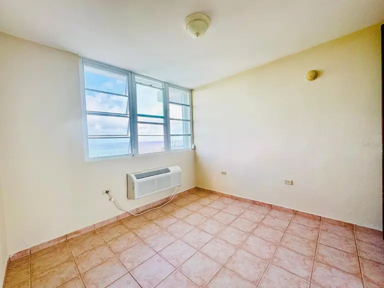 COND VILLAS DEL FARO 5015 CALLE PUNTA TUNA #909 — photo 4