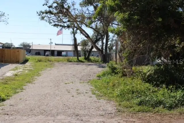 2206 PARK RD — photo 3