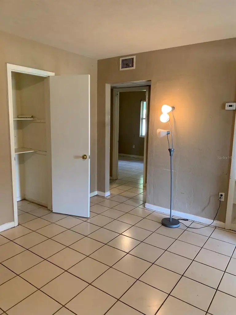 21266 COULTON AVE — photo 3