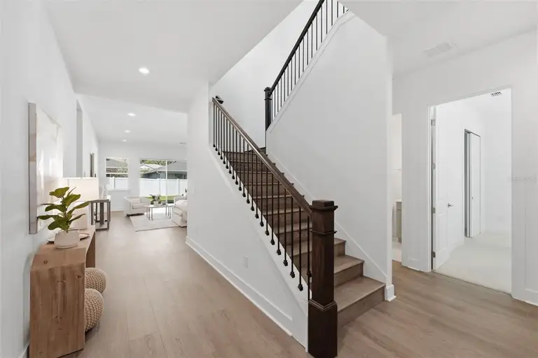 1062 GLORYLAND CT — photo 3