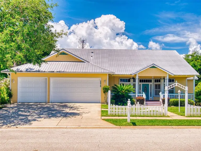 2815 BAY SIDE DR