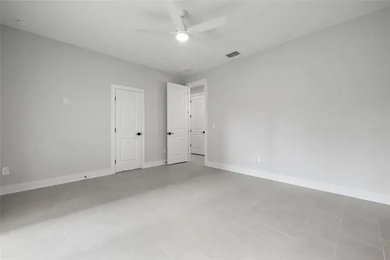 4208 W CARMEN ST #B — photo 5