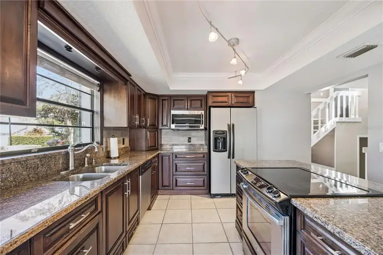342 COBLE DR — photo 5