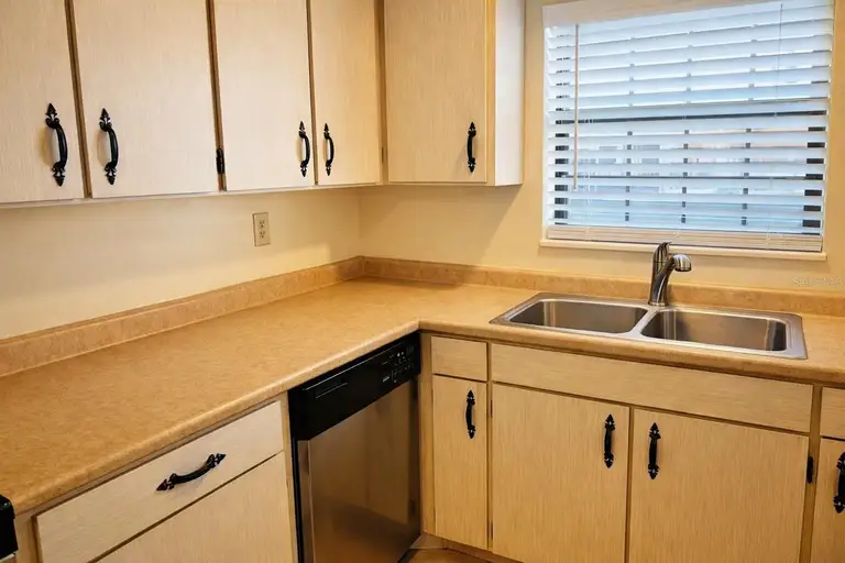 625 N HALIFAX AVE #9 — photo 5