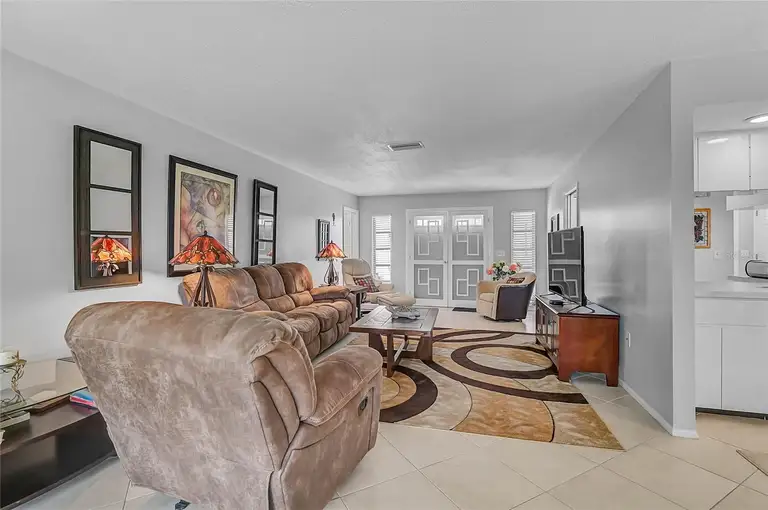 7128 W COUNTRY CLUB DR N — photo 5