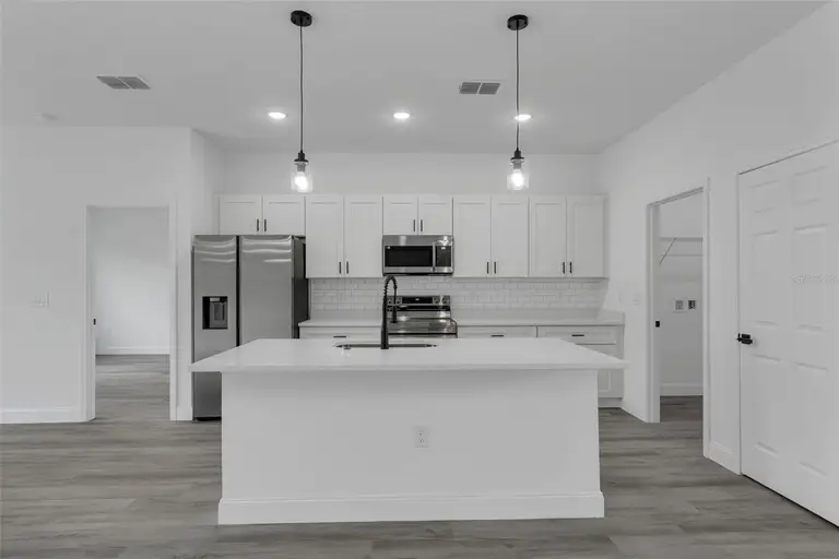 2211 SW 153RD PLACE — photo 5
