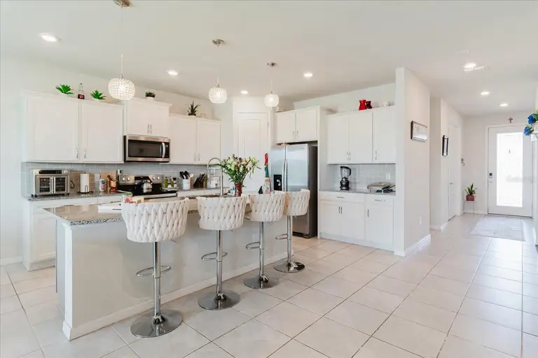 10307 WINE PRESS AVE — photo 2