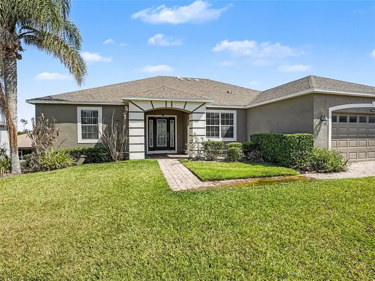 1042 HARMONY LN — photo 2