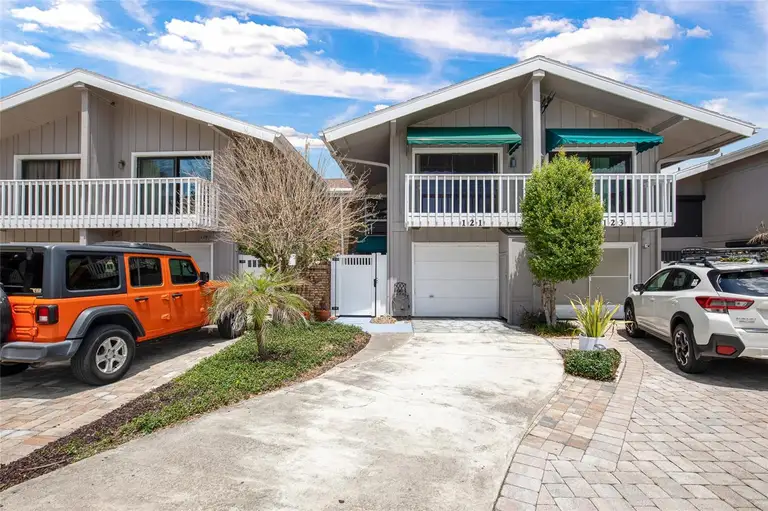 121 LAGOON CT — photo 4