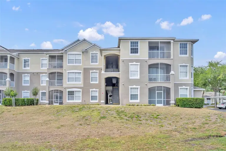582 BRANTLEY TERRACE WAY #304