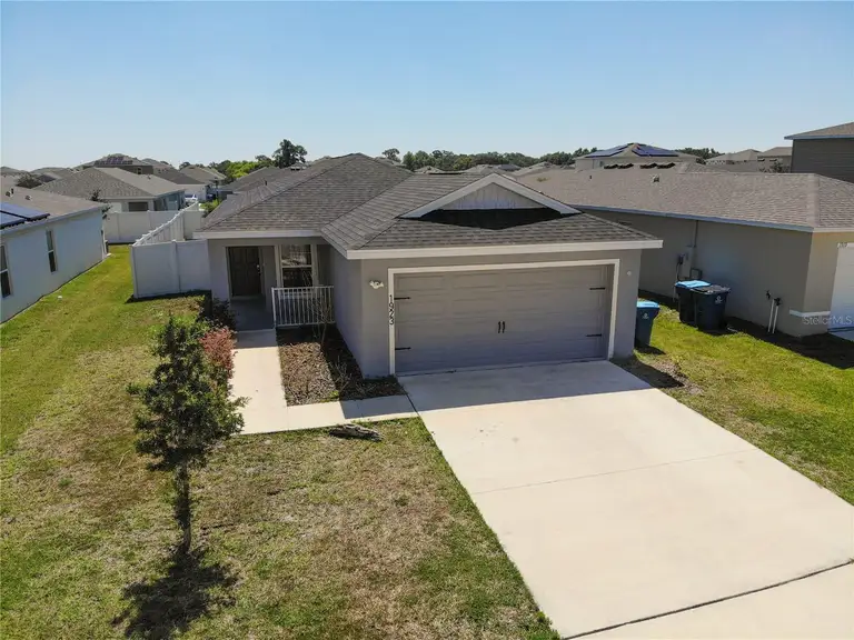 1923 GOLDEN BEAK DR