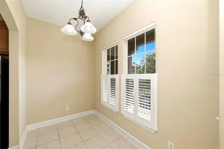 1231 WRIGHT CIR #212 — photo 4
