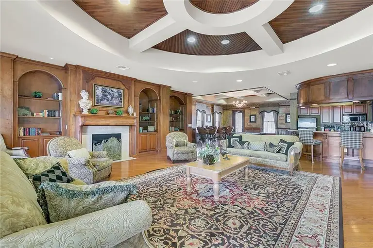 3561 CONROY RD #220 — photo 4