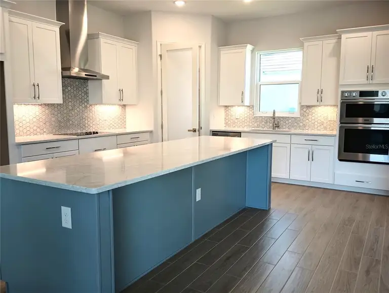 134 NEW LEATHERWOOD DR — photo 2
