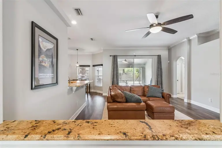 242 BLUE WATER ST — photo 5