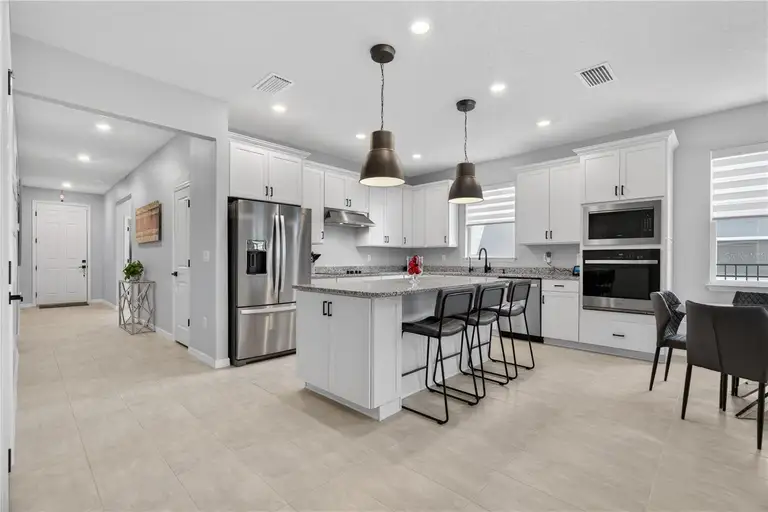 7239 IVY TENDRIL AVE — photo 3
