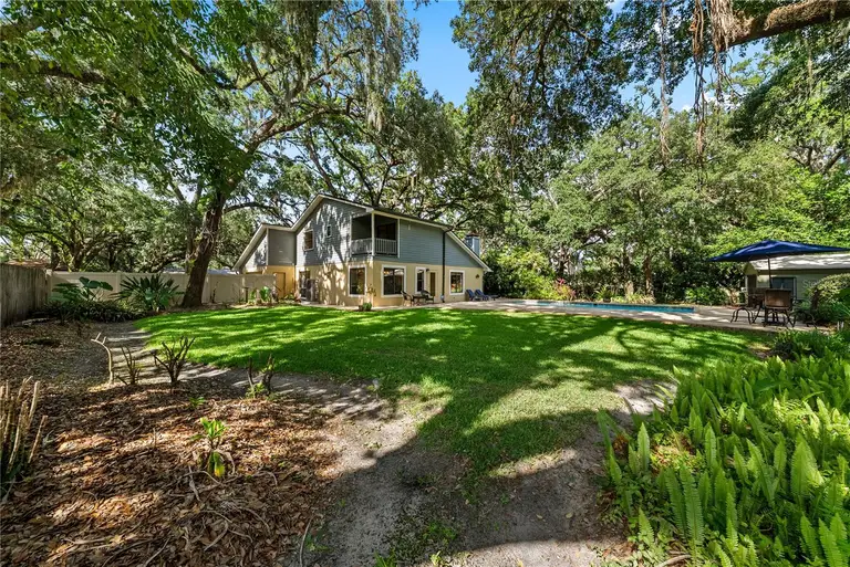 2503 HIGH OAKS LN — photo 2