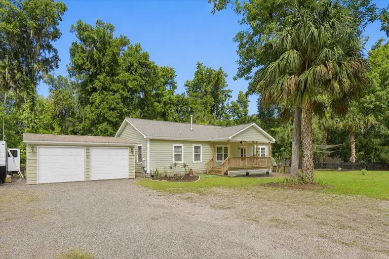 105 TROUPE RD — photo 3
