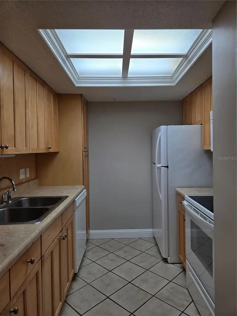 4503 NW 41ST PL — photo 2