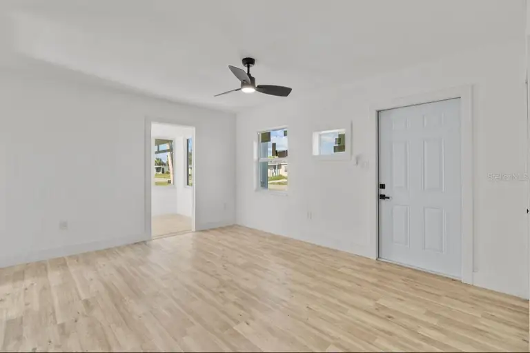 2352 EDNOR ST — photo 2
