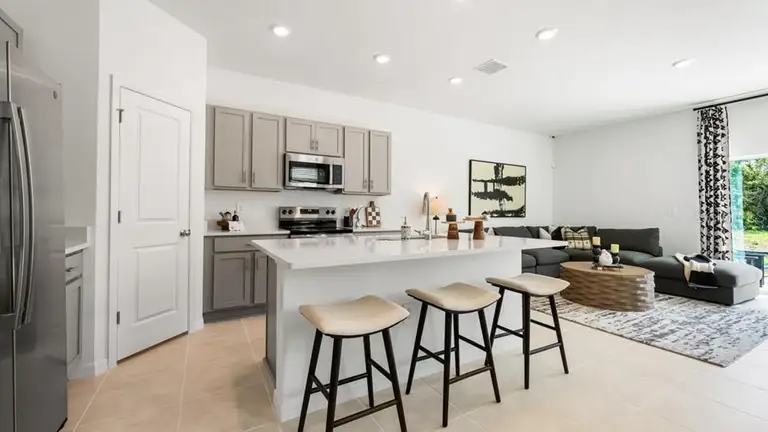 10818 ECLIPSE ST — photo 2