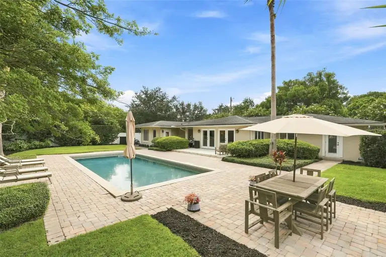 505 OAK LN — photo 3
