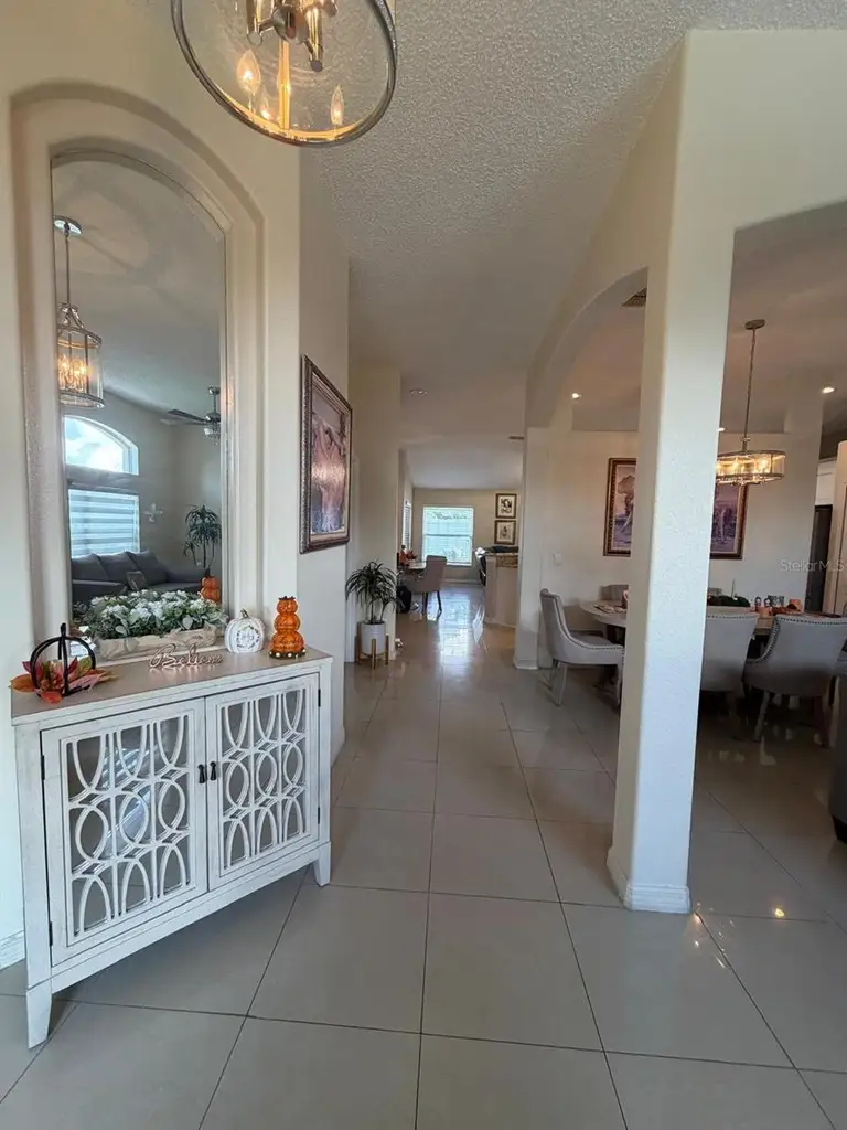 1378 WILDBERRY LN — photo 2