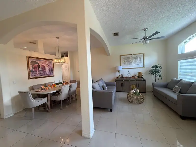 1378 WILDBERRY LN — photo 5
