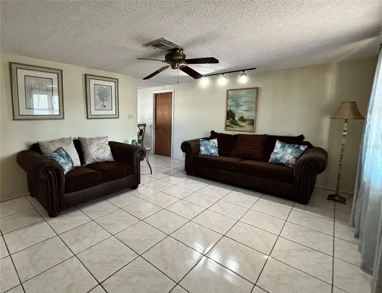 11734 PAIGE DR — photo 3