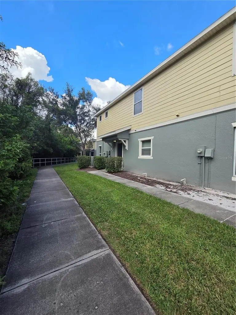 4617 SOMERSET HILL LN — photo 2