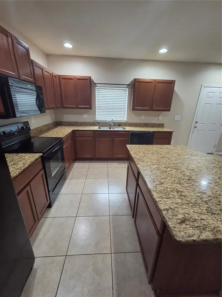 4617 SOMERSET HILL LN — photo 5